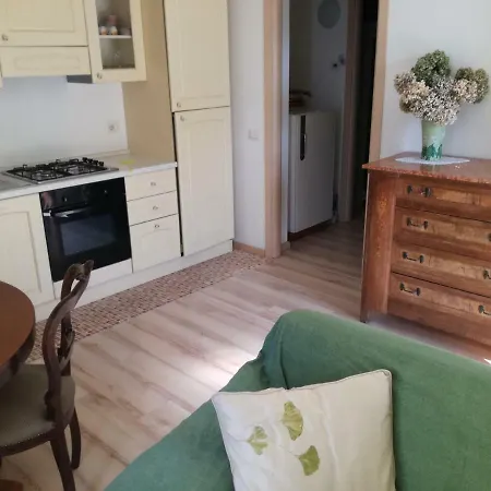 Balcone Dei Limoni شقة